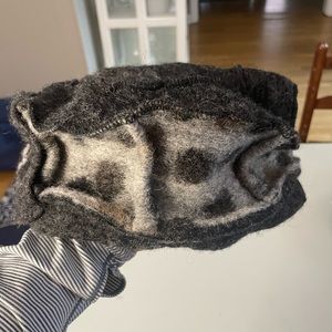 Lafenice Italian Paperboy Wool Hat in Grey Animal Print